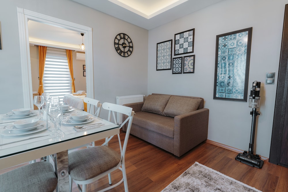 Umut Apartments 35/50