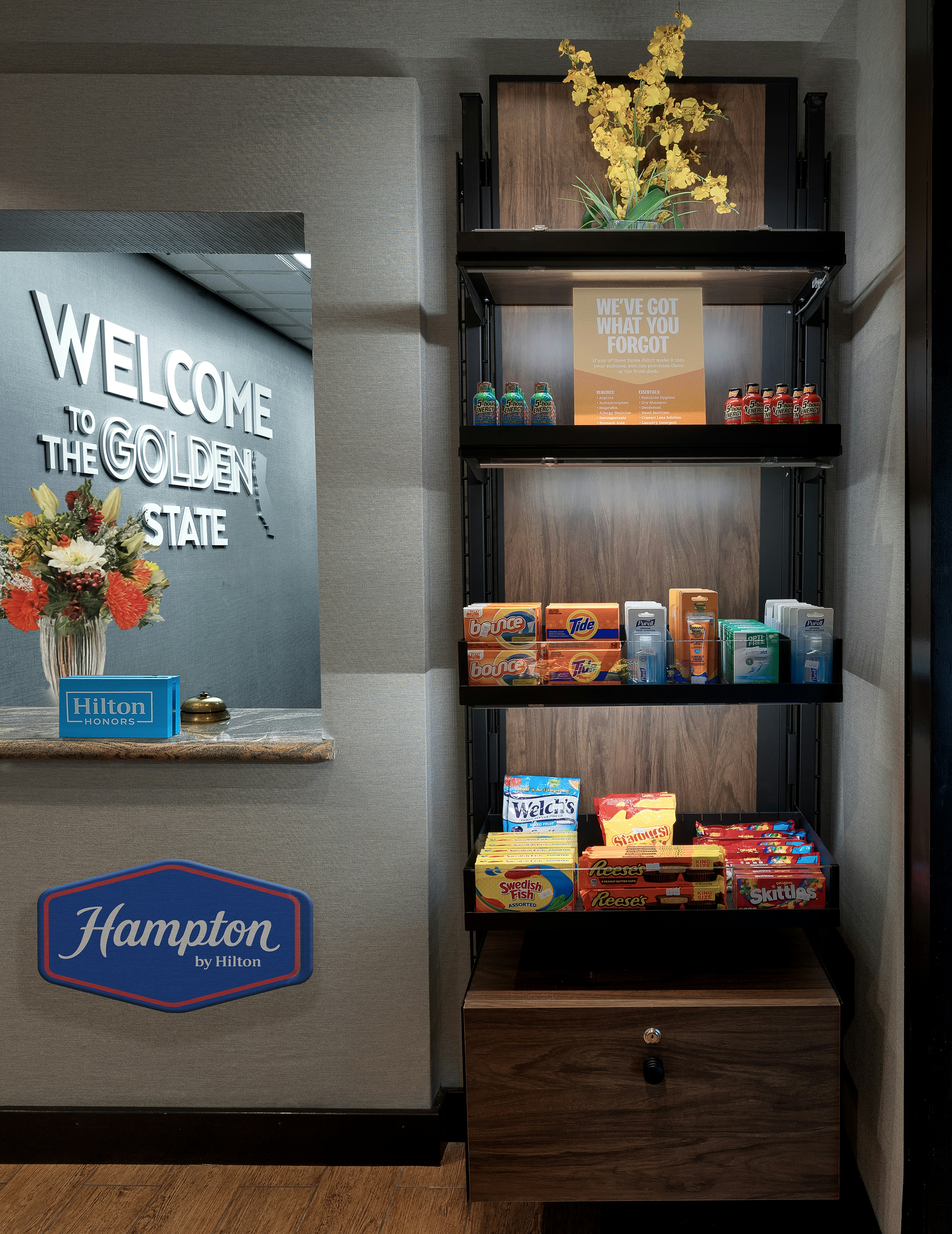 Hampton Inn & Suites Palm Desert 10/64