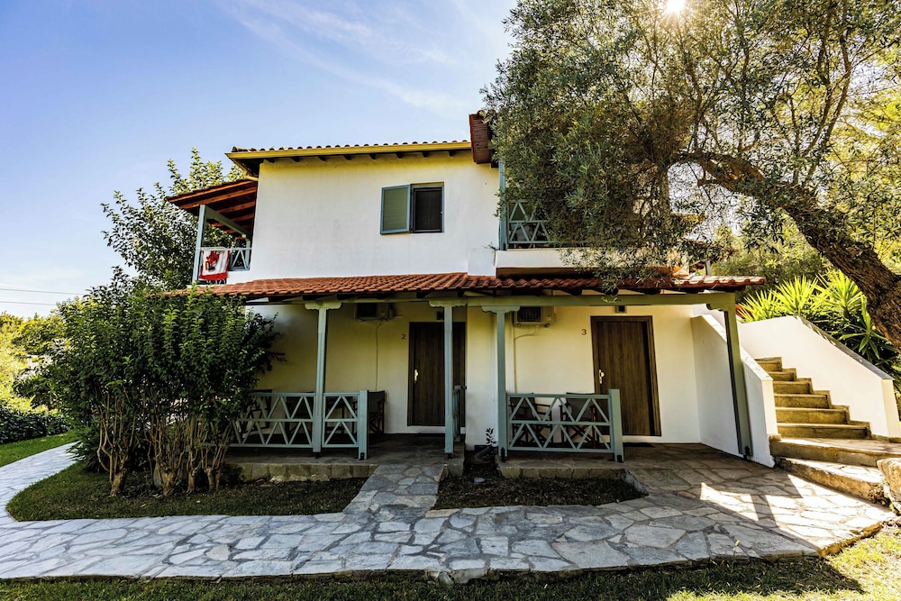 Casa Luxury Suites 2/44
