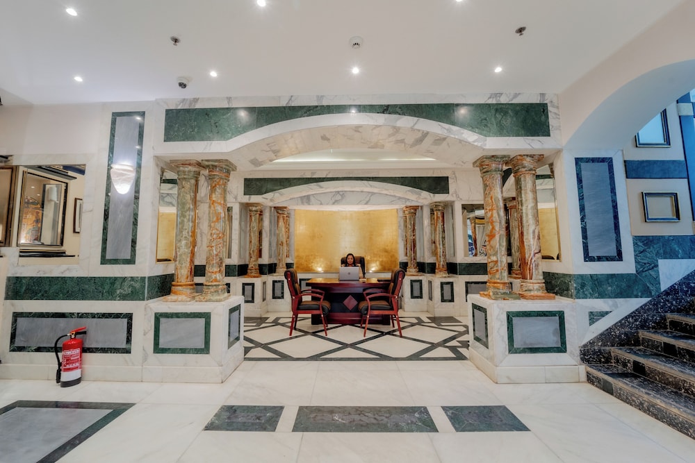 Morris Hotel 4/48