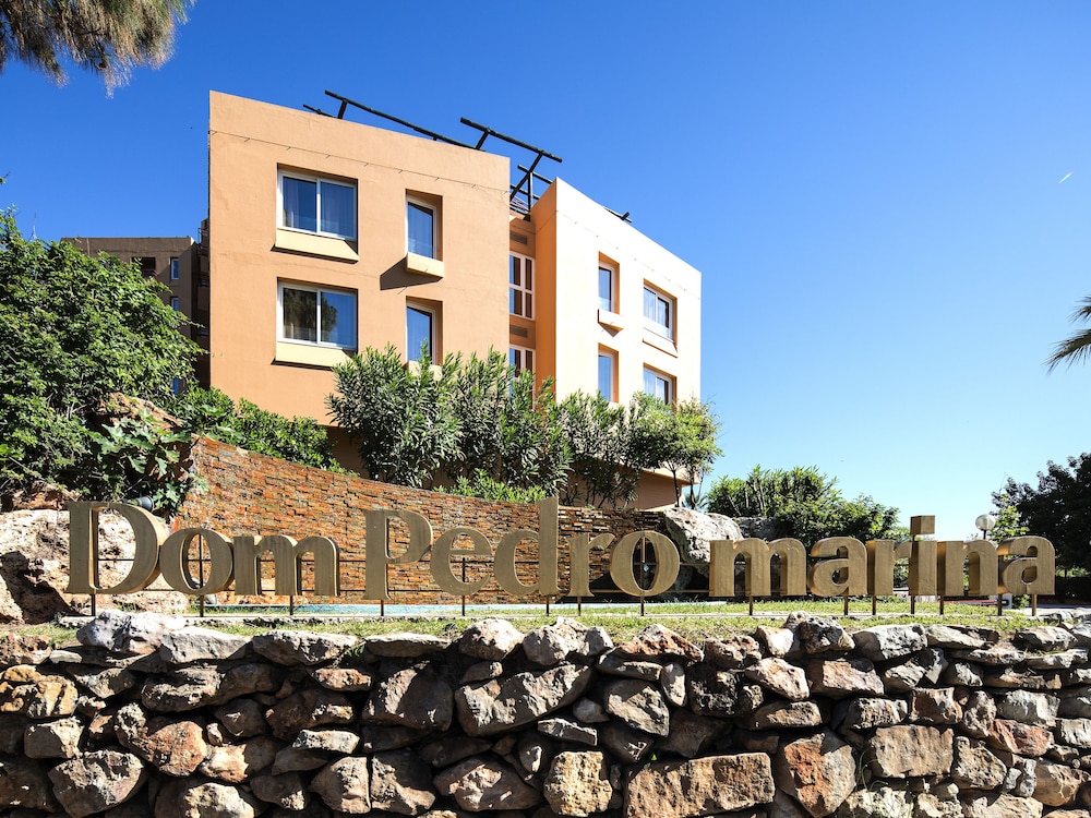 Dom Pedro Marina 63/66