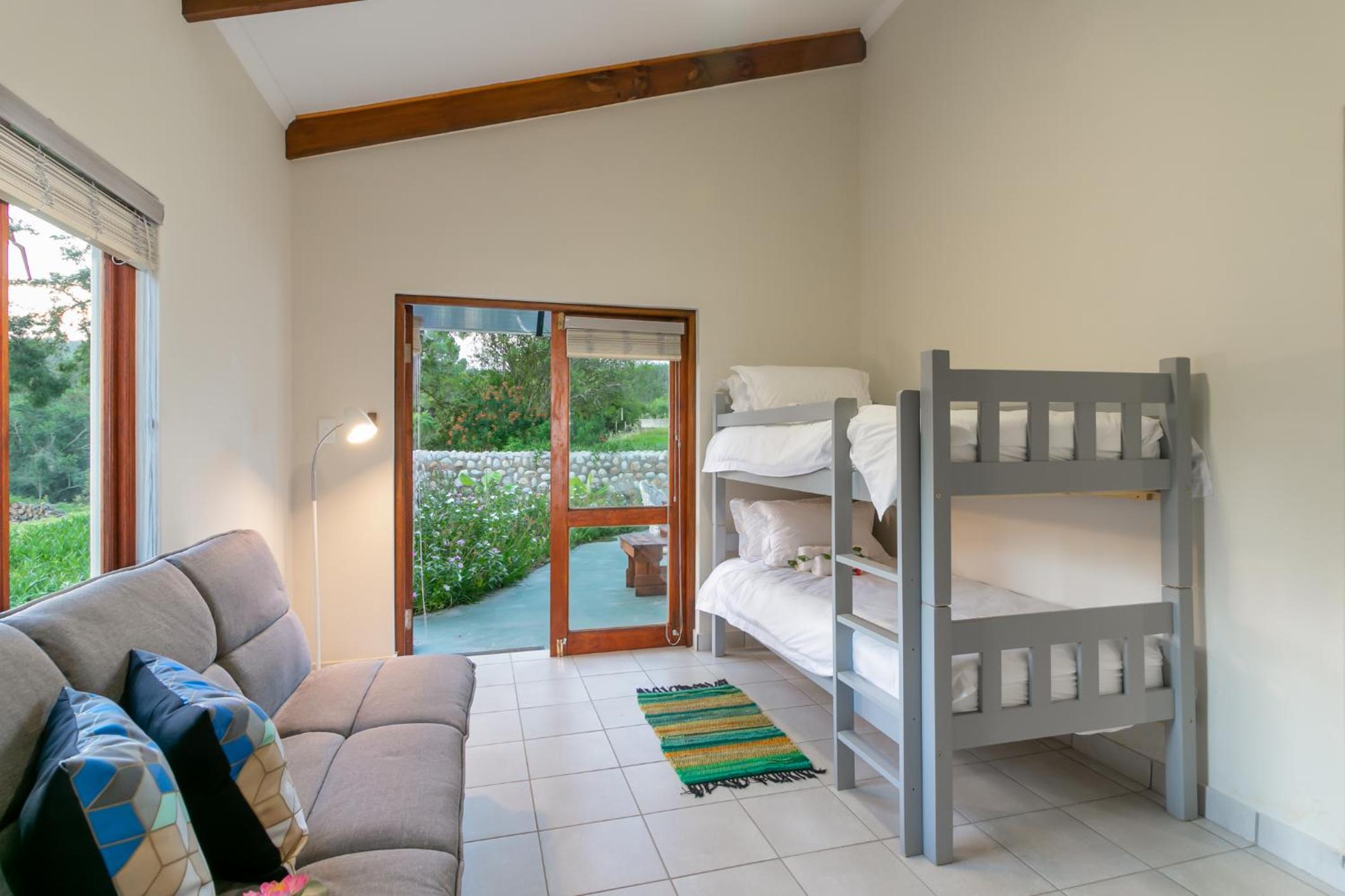 Eastbrook River Lodge 14/50