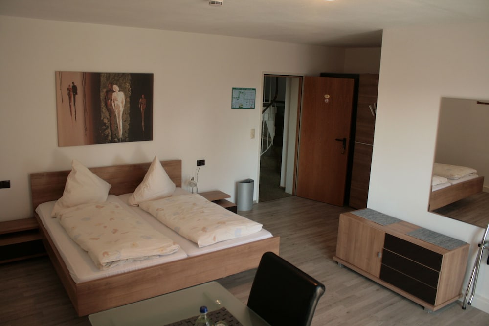 Waldpension Jagerstüberl 15/50