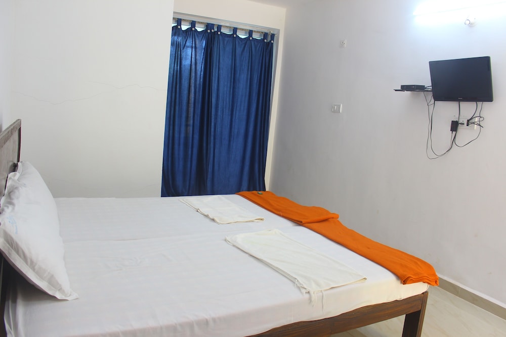 Poonam Village Resort 20/50