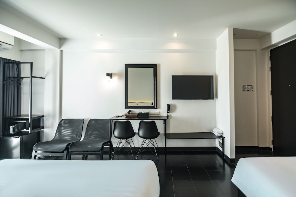 Isilver Hotel 38/63