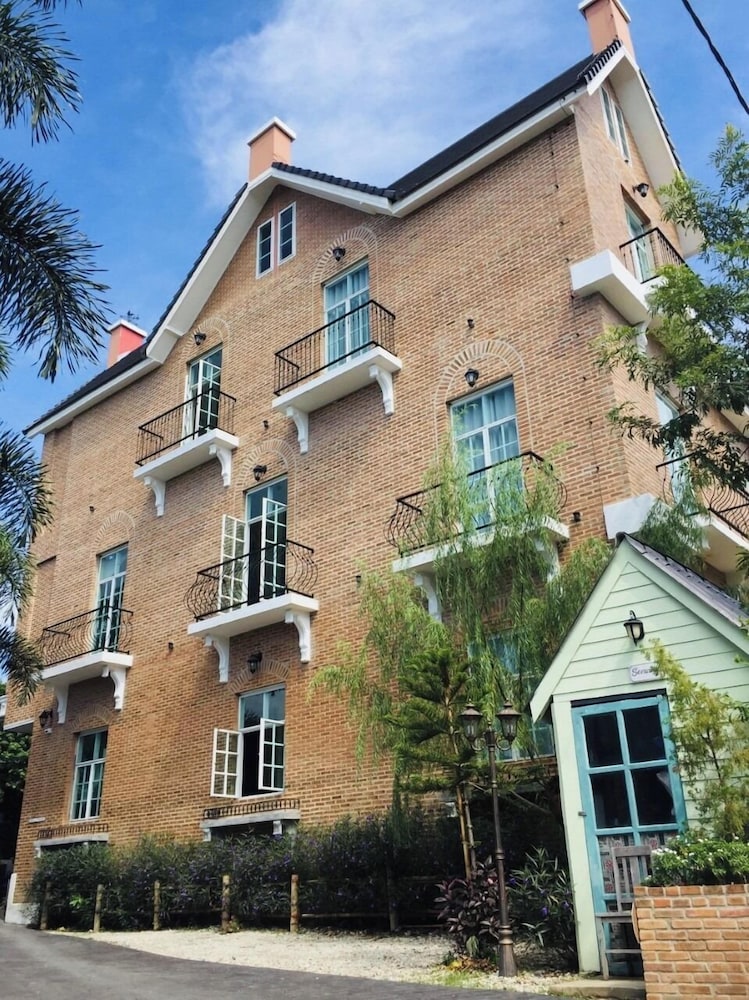 Nai Suan Bed And Breakfast 7/69