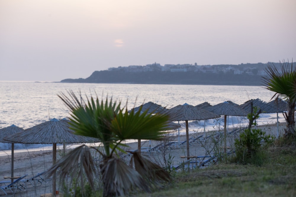 Poseidon Beach 40/54