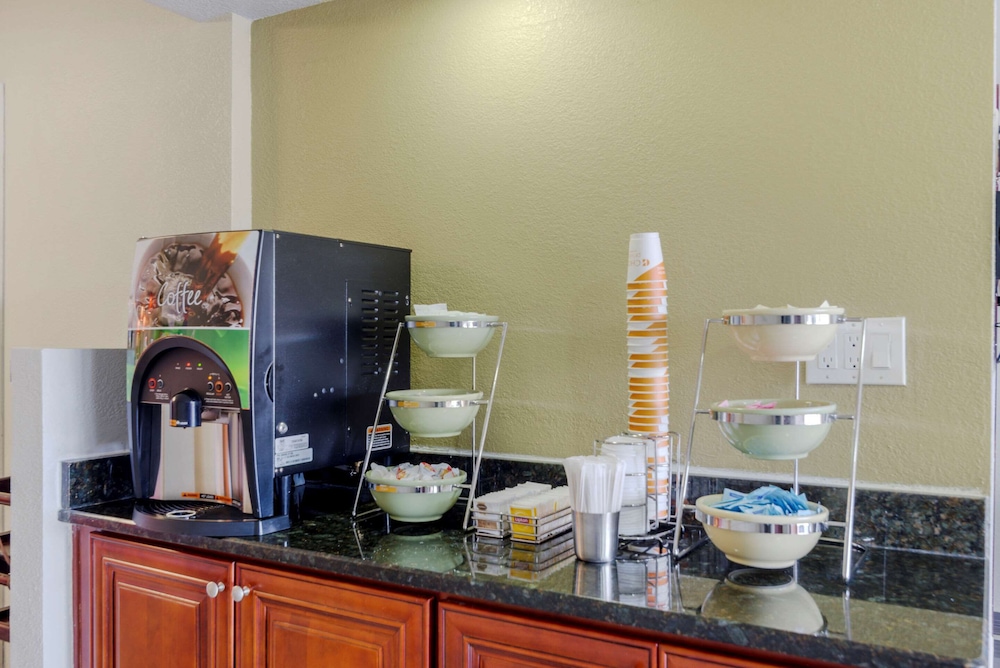 Quality Inn Acworth 36/44