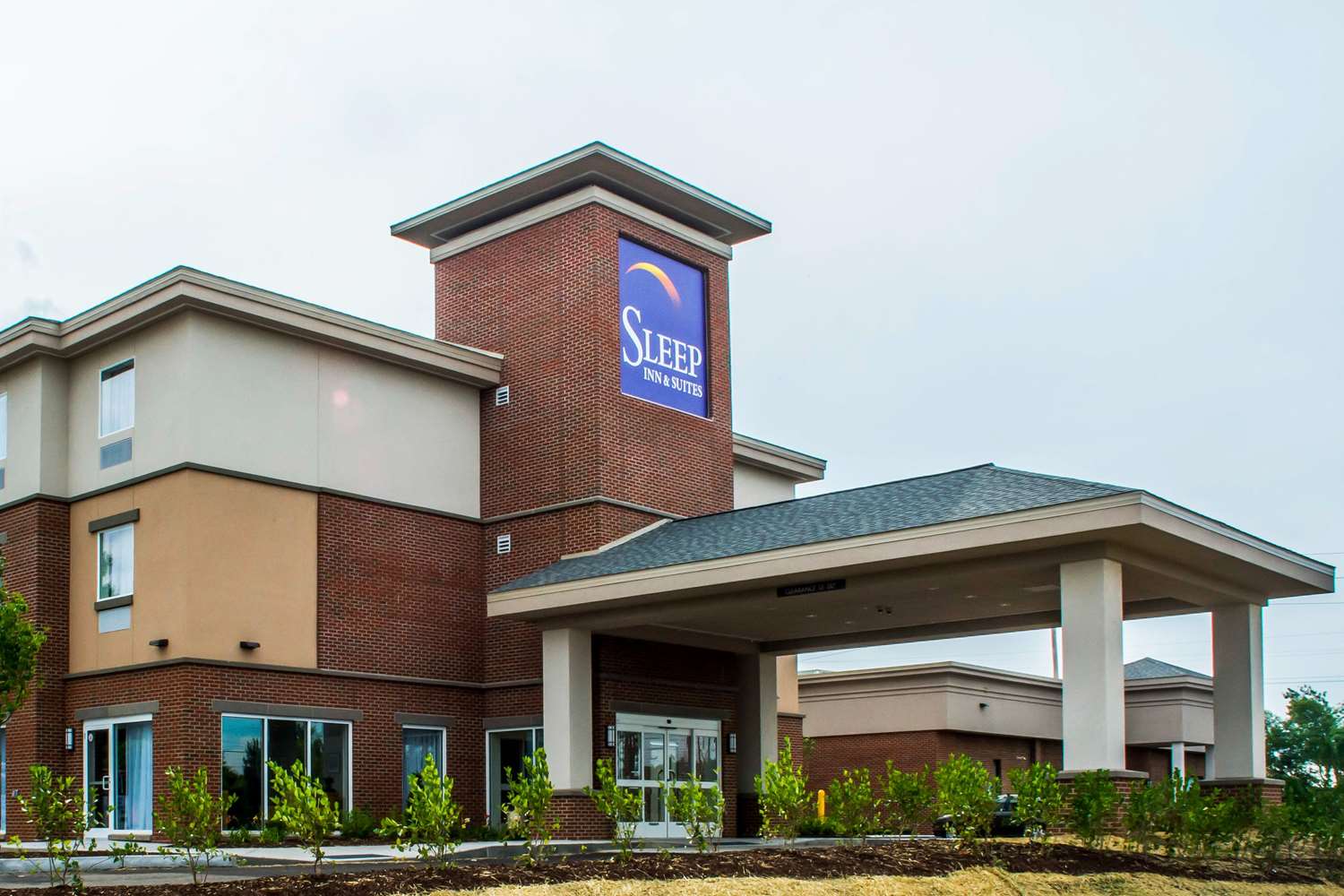 Sleep Inn & Suites Syracuse Airport 2/40