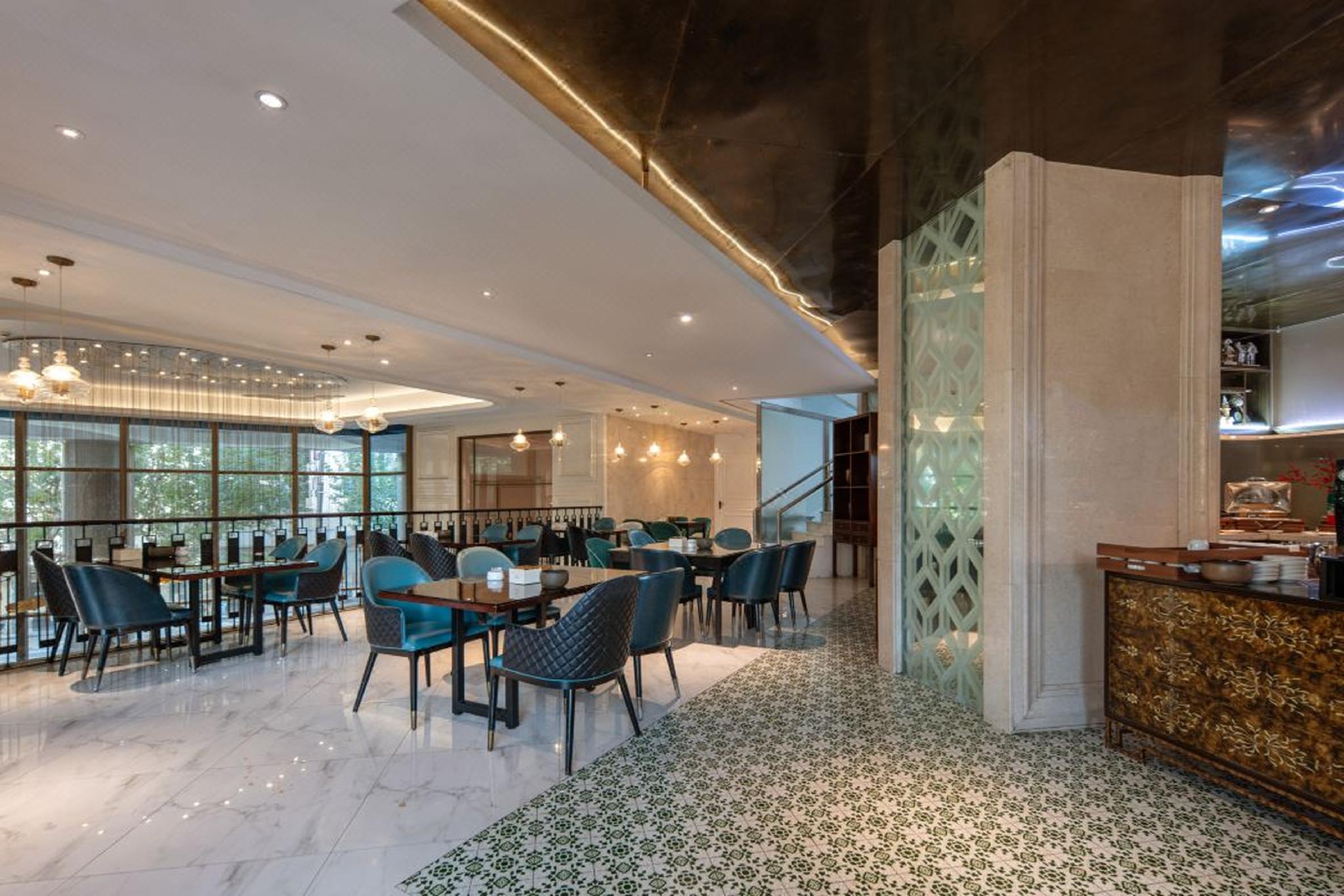 Lestie Hotel (Shanghai Xujiahui Hengshan Road) 44/47