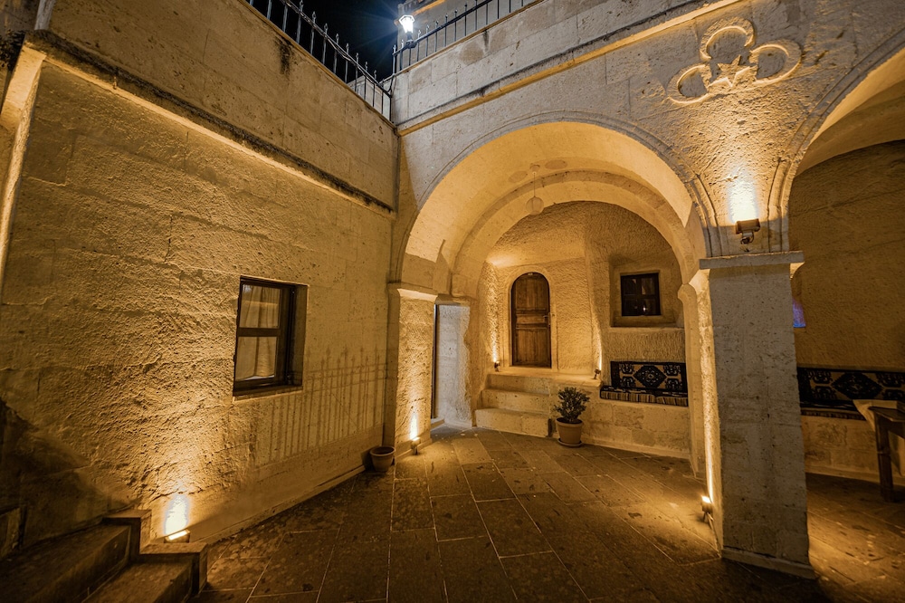 Konak Bezirhane Cave Otel 20/50