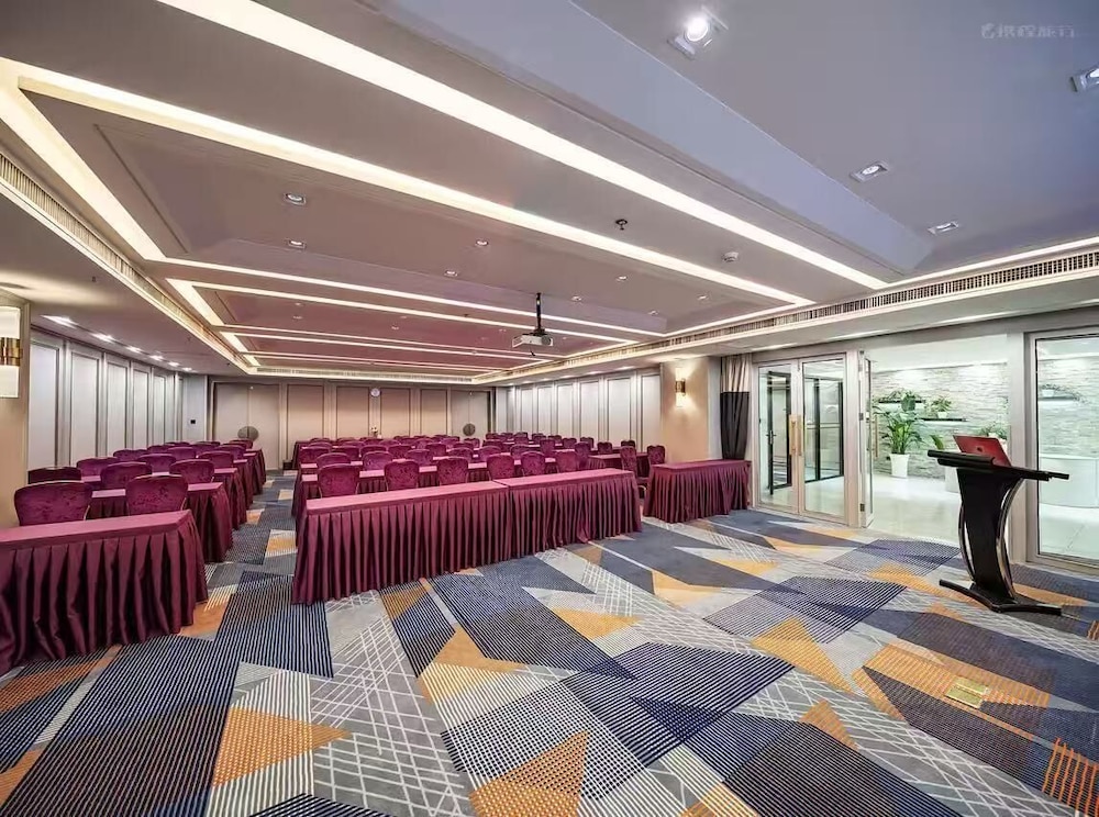 Mercure Xian Dazhai Road 41/52