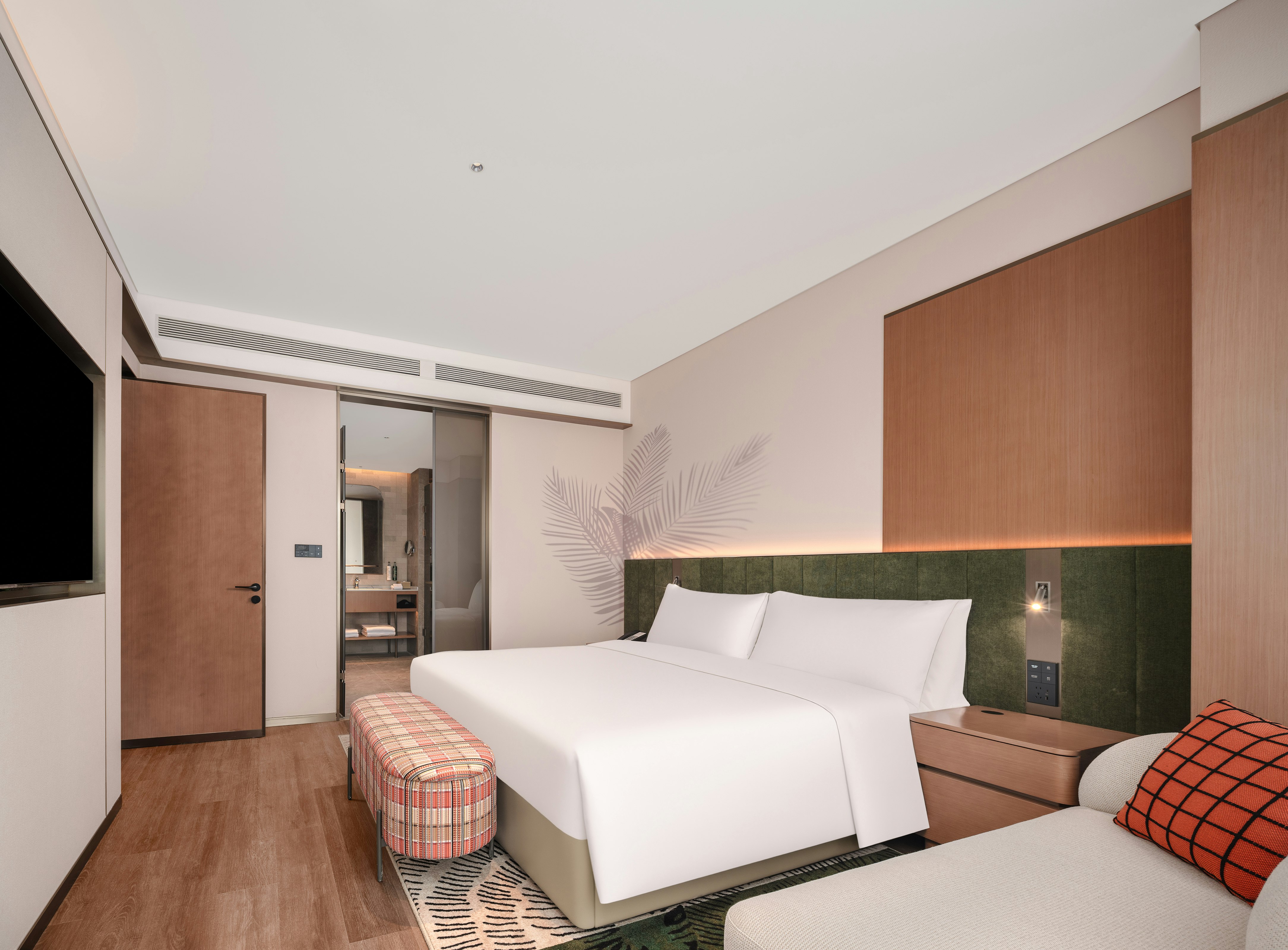 1 BEDROOM, SUITE, KING BED