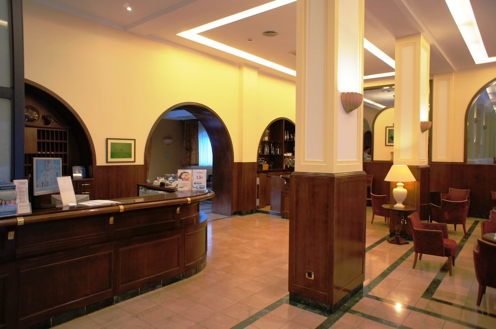 Spa Termes Carlemany Hotel 5/50