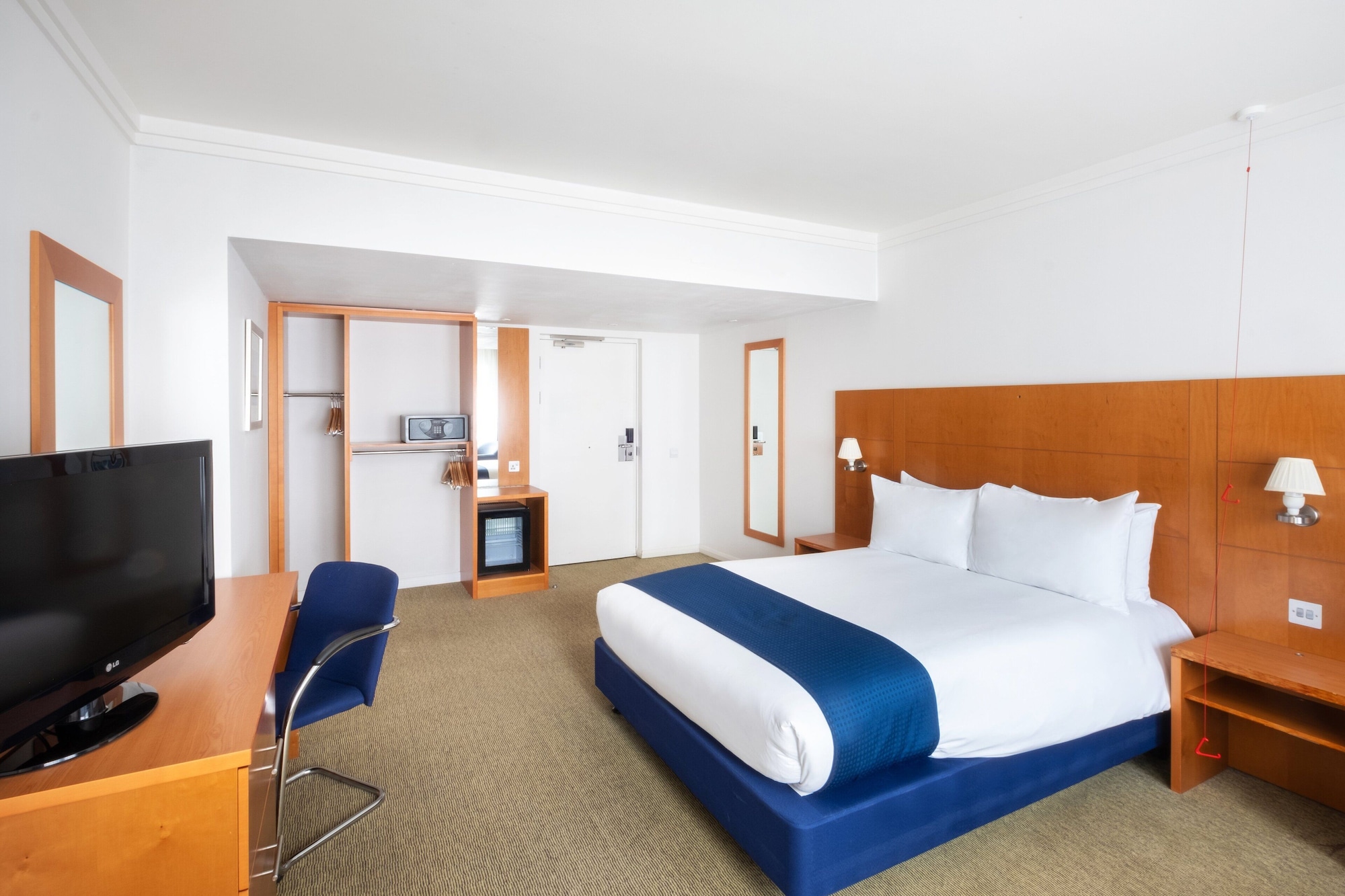 Premium, Single Bed