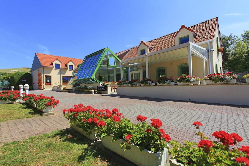 HOTEL L'ESCALE 46/50