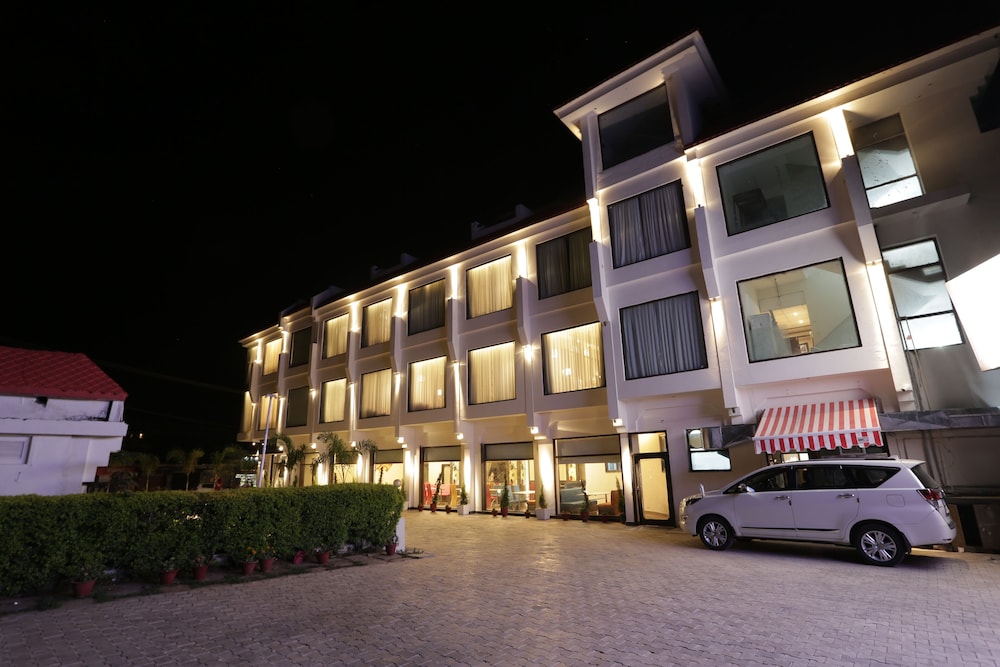 The Vaishno Devi Sarovar Portico Katra 57/66
