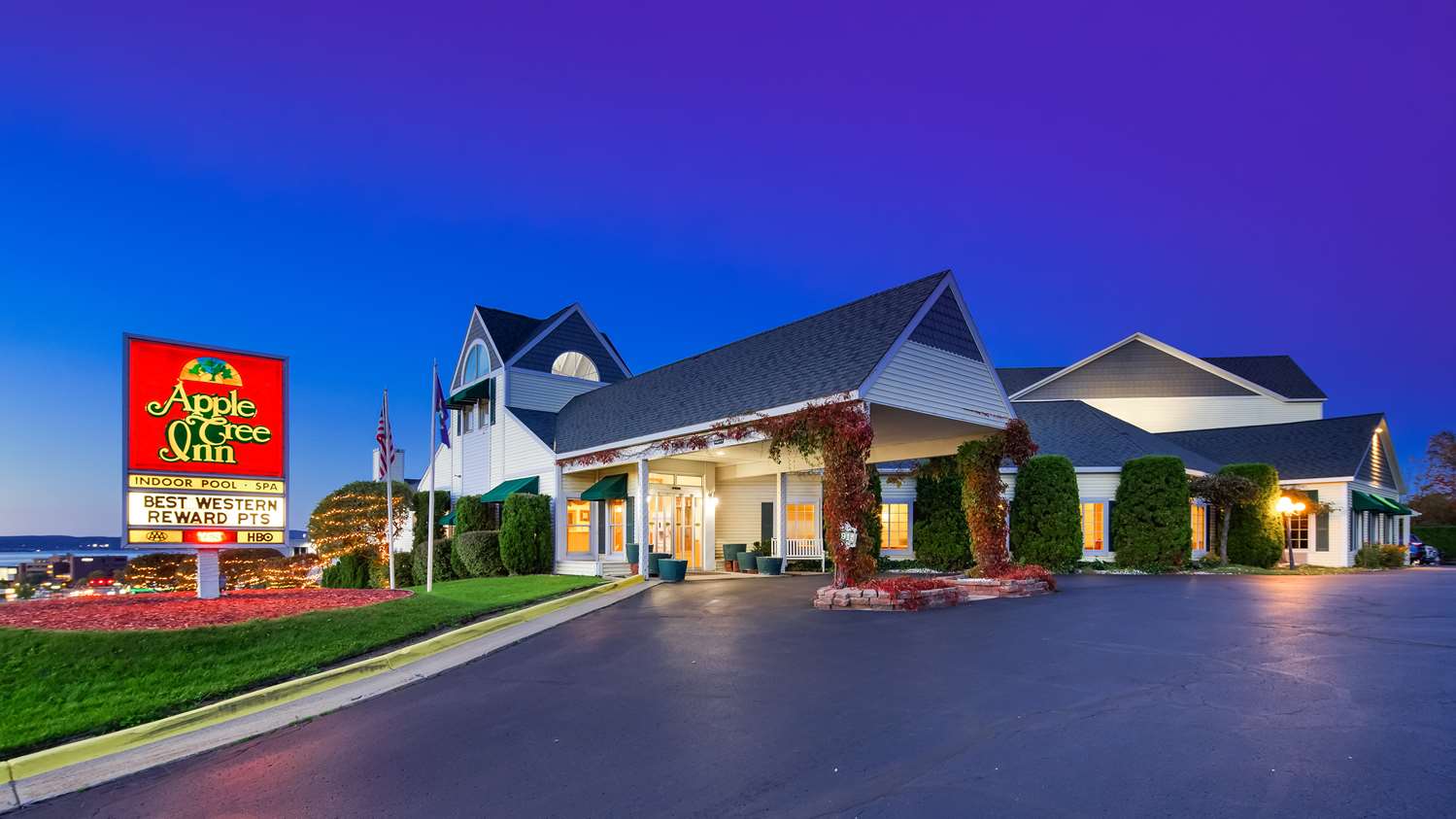 Apple Tree Inn, SureStay Collection by Best Western 1/13