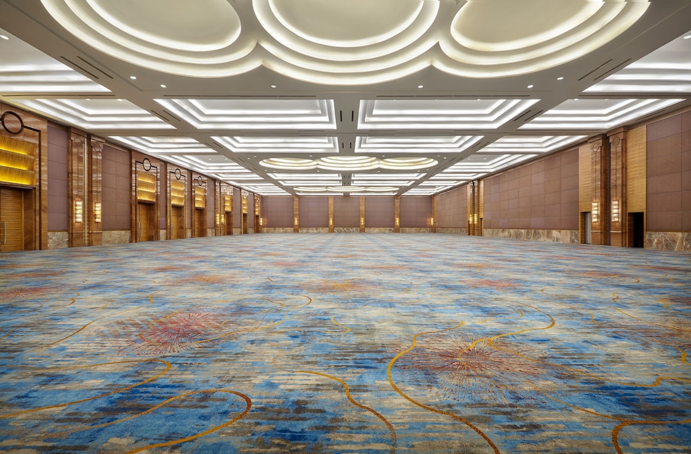 Pullman Jakarta Central Park 24/48