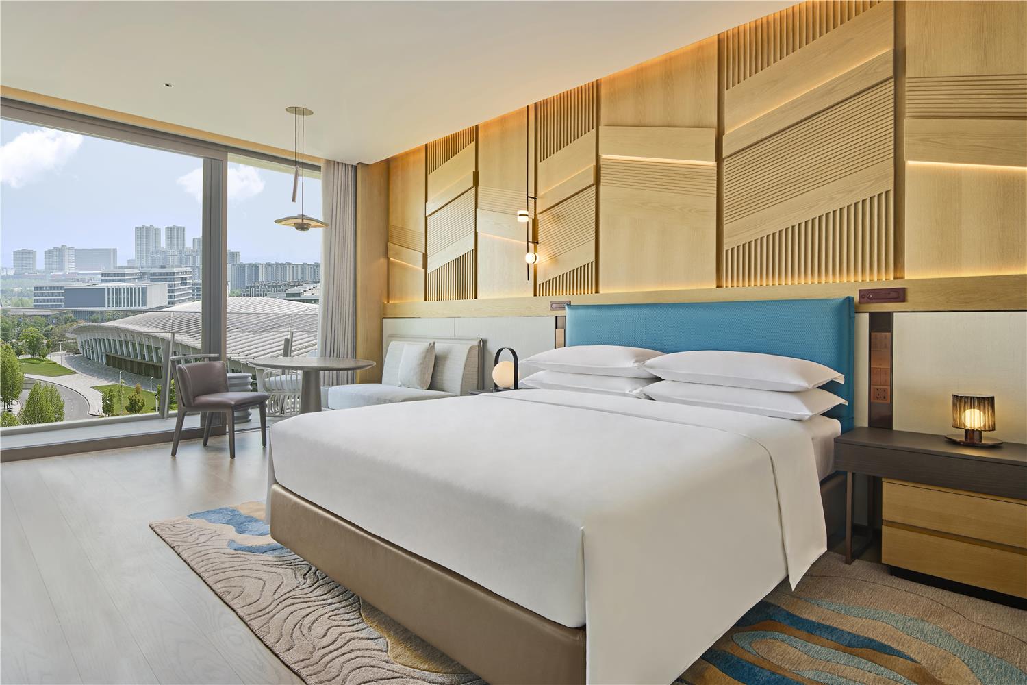 Inso Hotel Chongqing, Curio Collection by Hilton 9/57