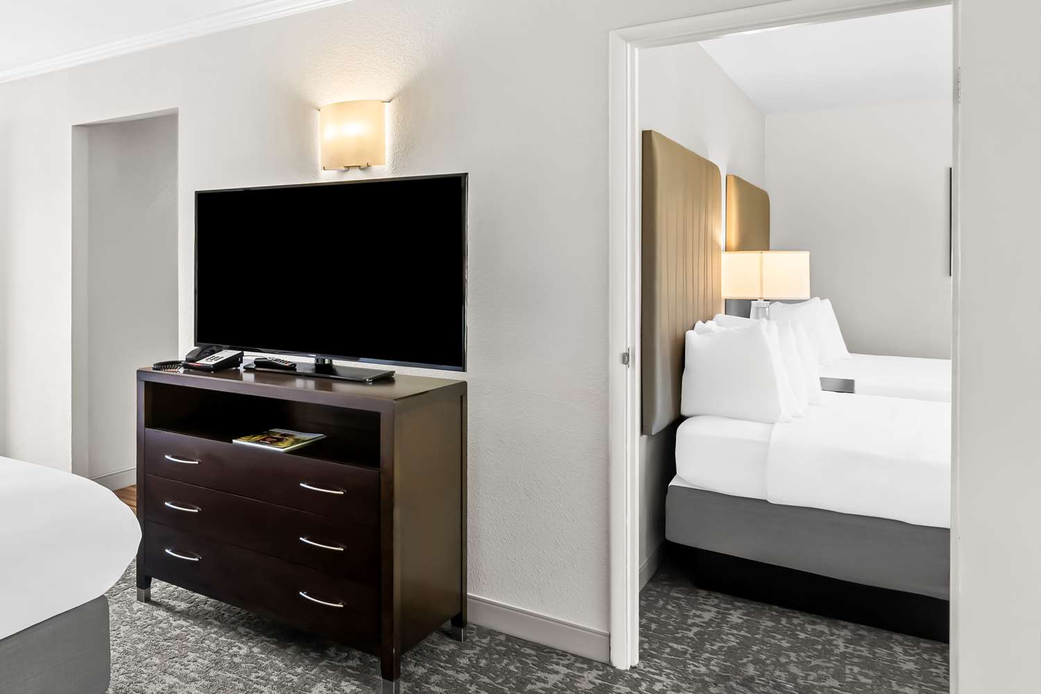 Best Western Garden Inn 32/35
