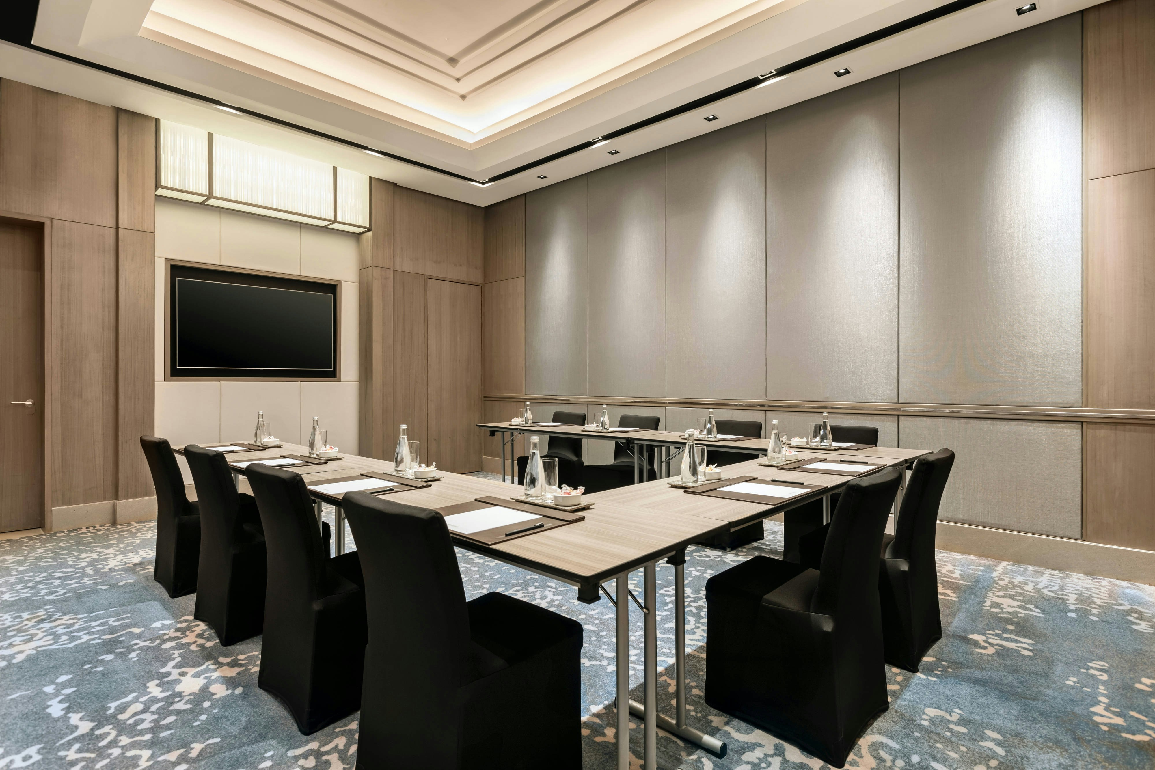 Clark Marriott Hotel 46/53