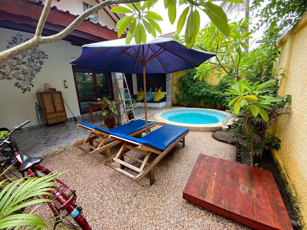 Cinta Cottages 38/44