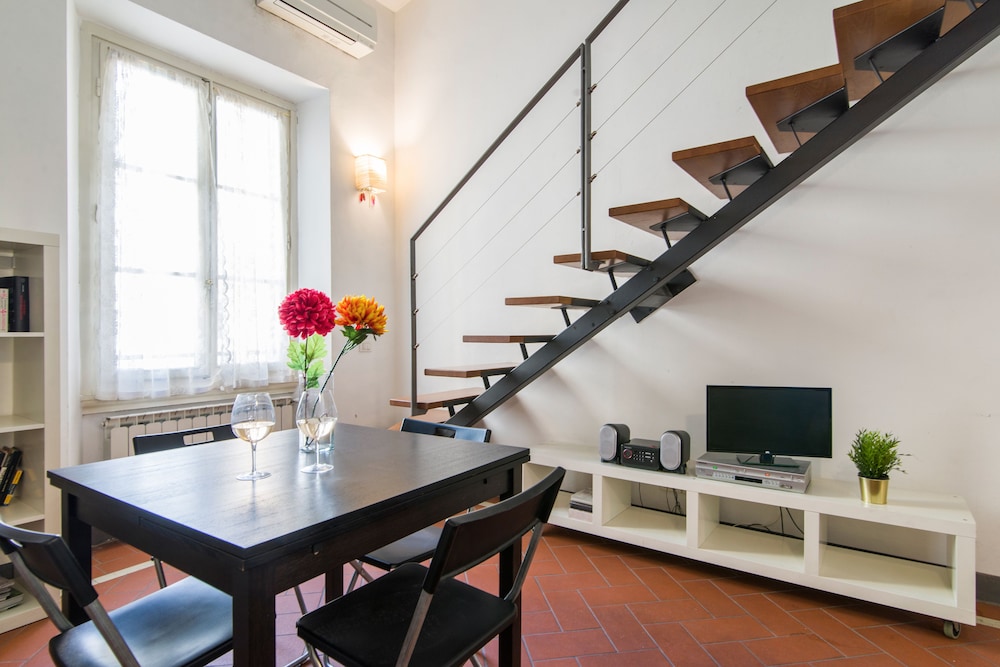 Della Scala Modern Apartment 14/24