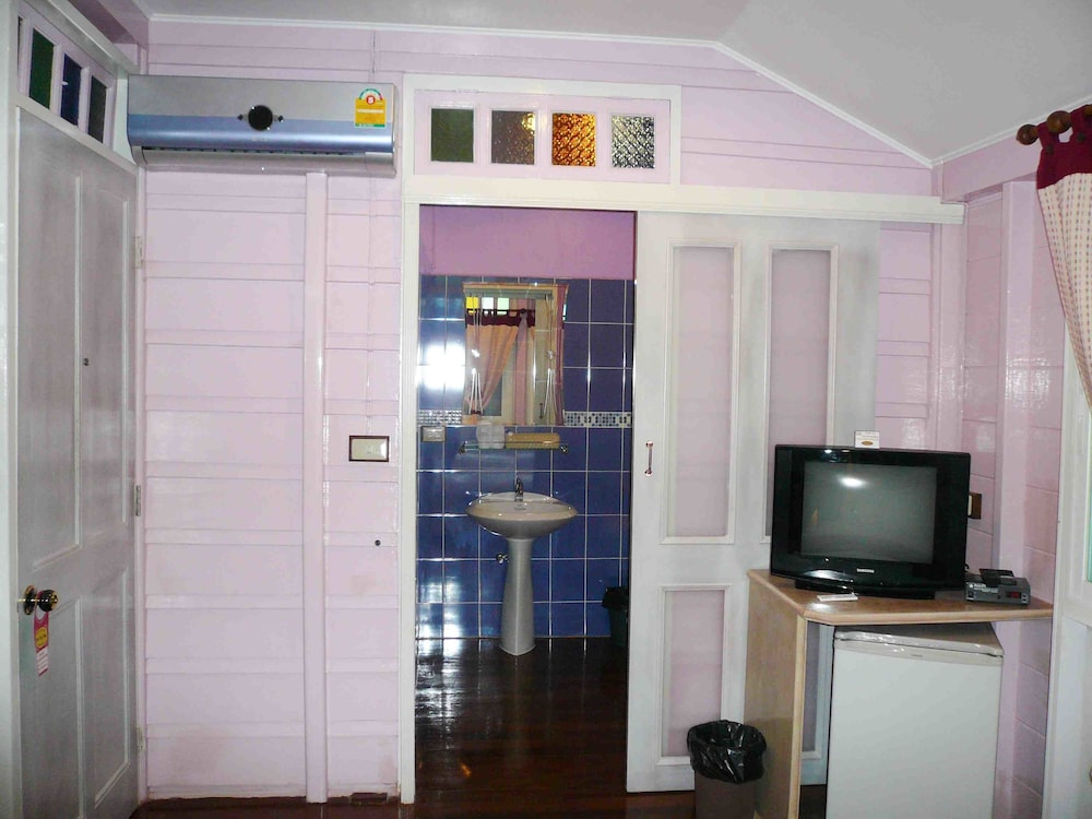 Samsen Sam Place Hotel 29/66