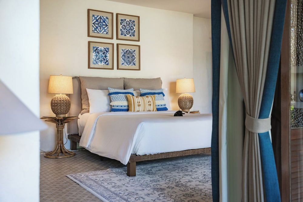 GARDEN POOL, SUITE