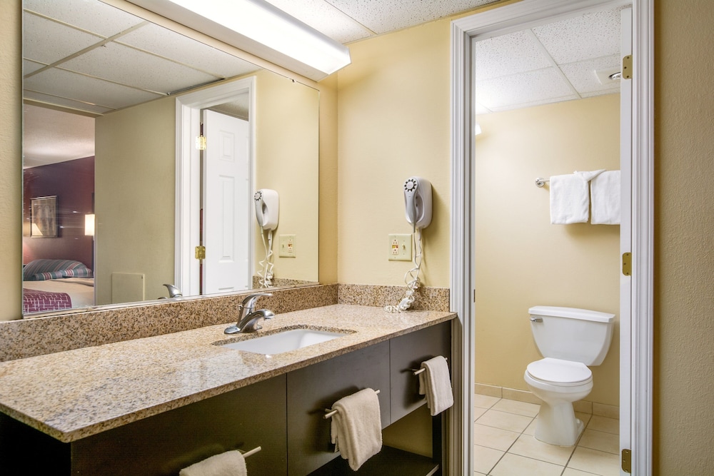 Red Roof Inn Vincennes 20/33