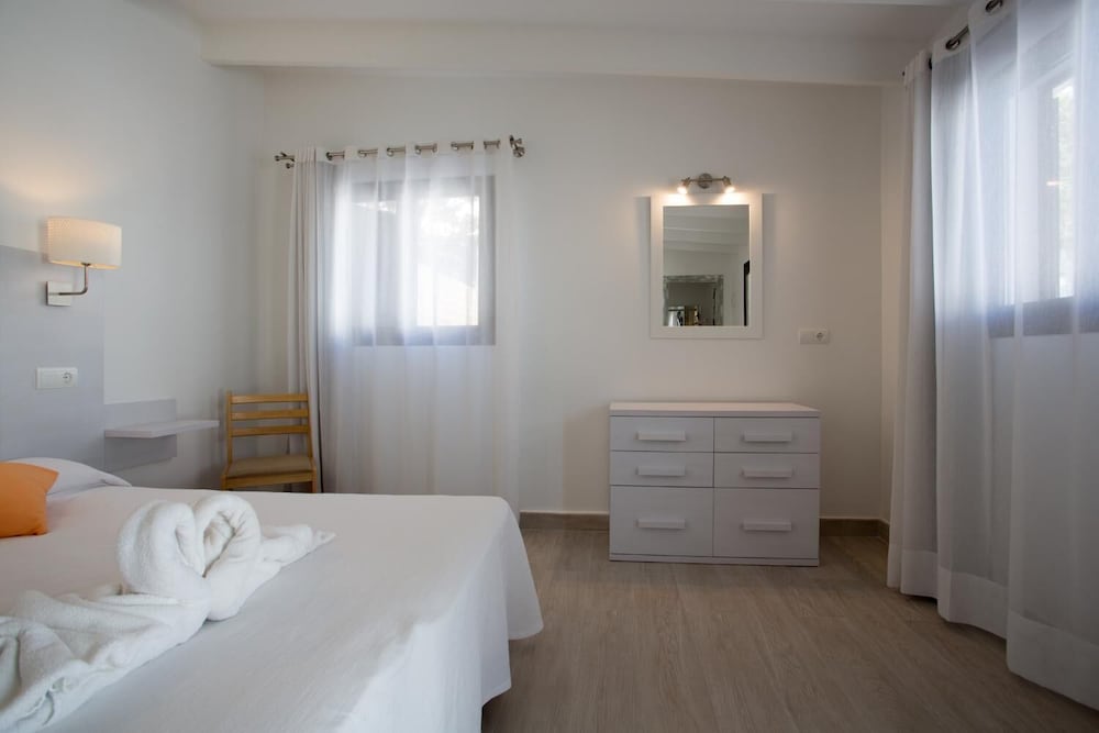 Hostal Rosamar 19/49