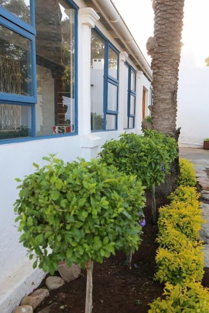 Mr Pell's House Self-Catering Accommodation 18/20