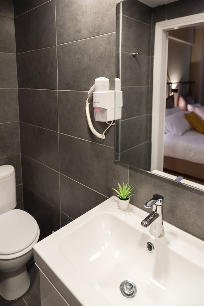 Tier Collection Hotel 48/60