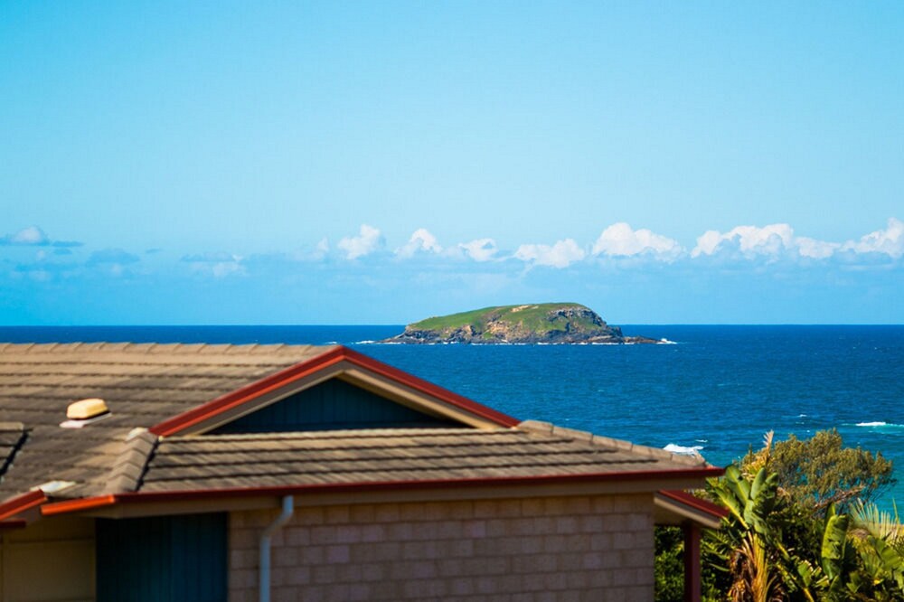 Beach Haven Executive Apartments 2/42
