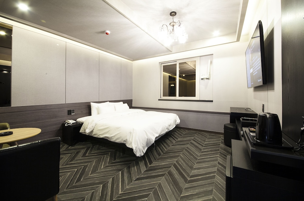 Jinju Kai Hotel 34/49