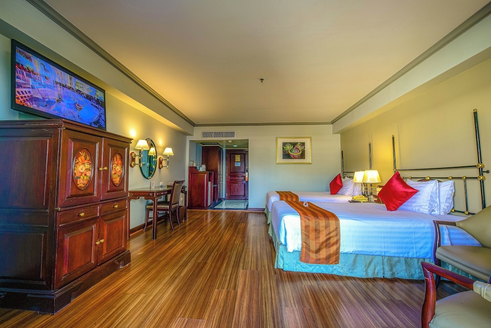 Patong Resort Hotel 16/66