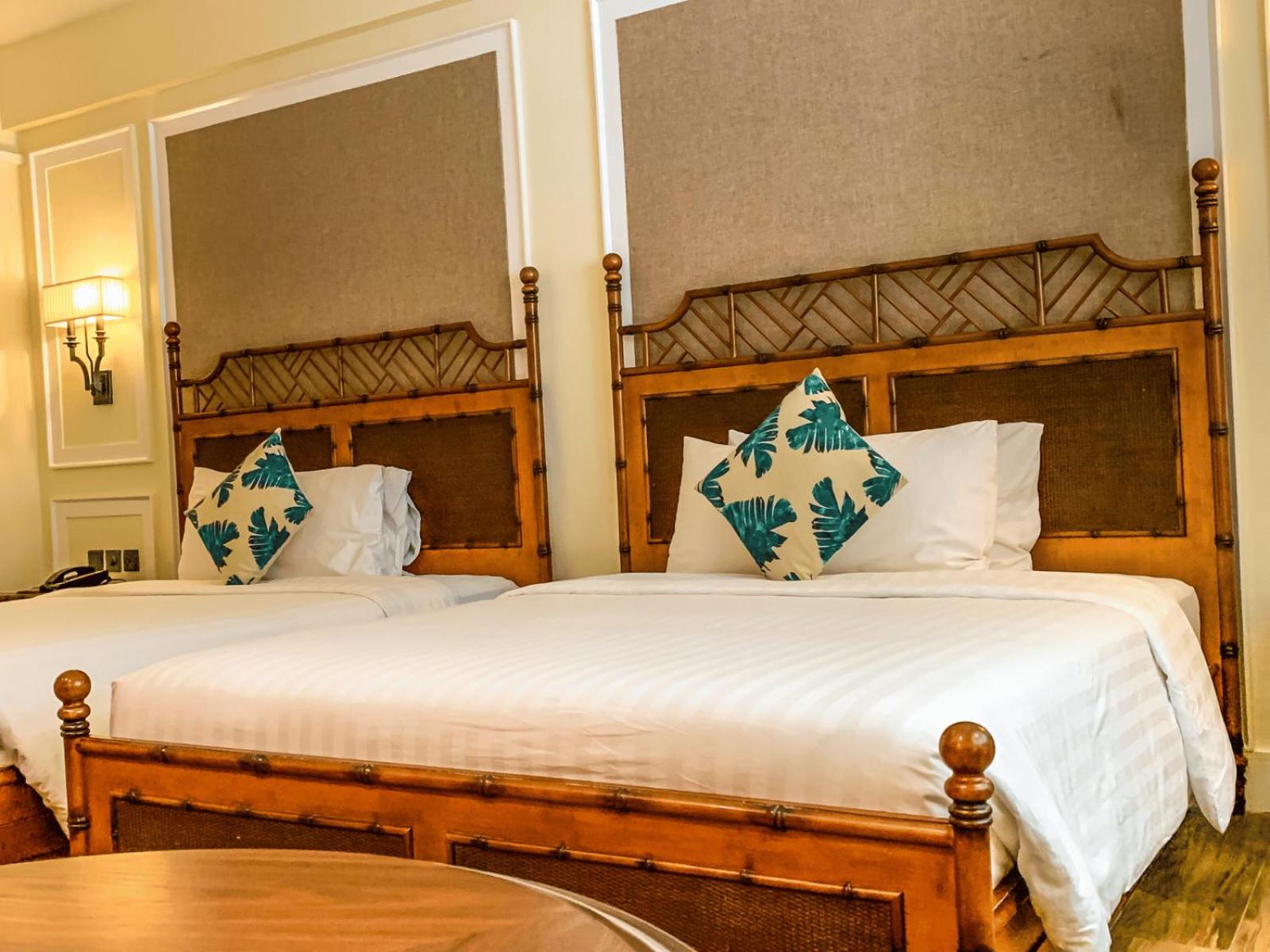 Deluxe, Double Bed