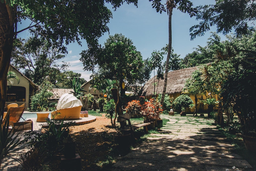 Hibiscus Garden Resort 11/64