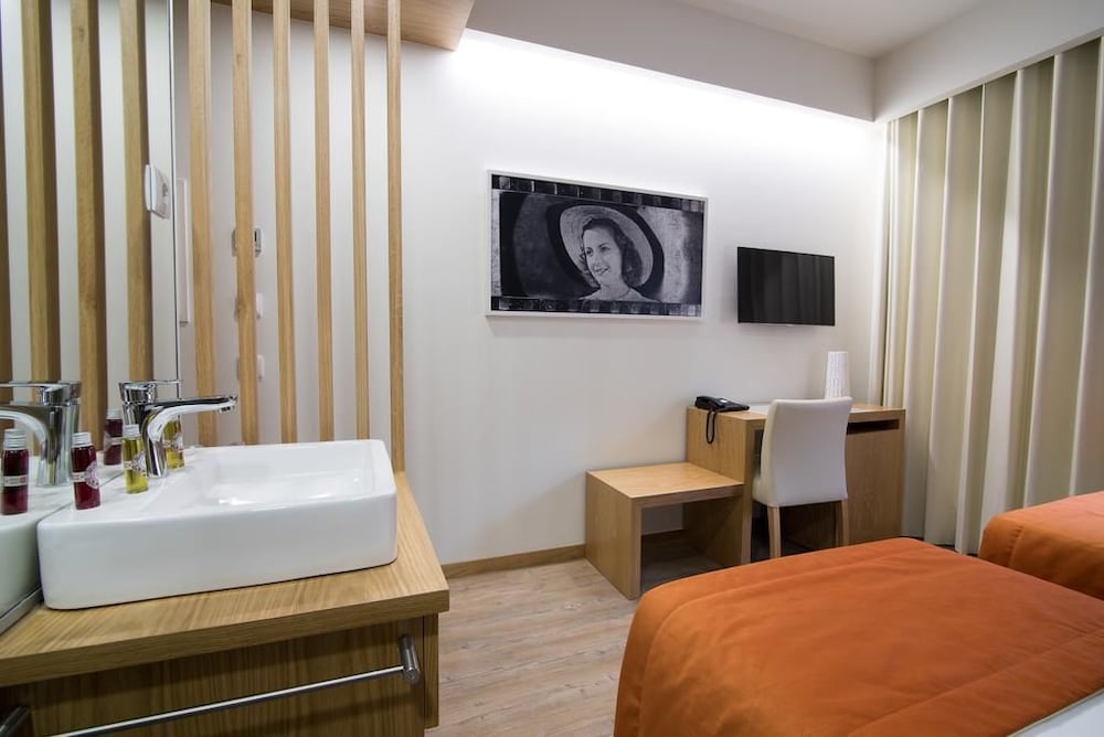 Porto Coliseum Hotel 41/49