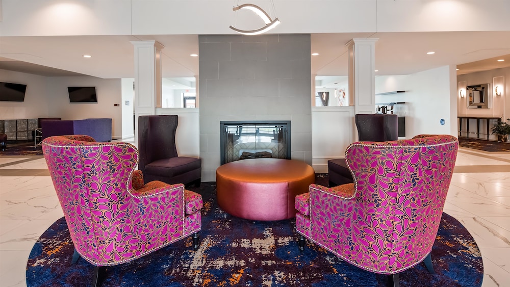 Best Western Plus New Richmond Inn & Suites 32/40