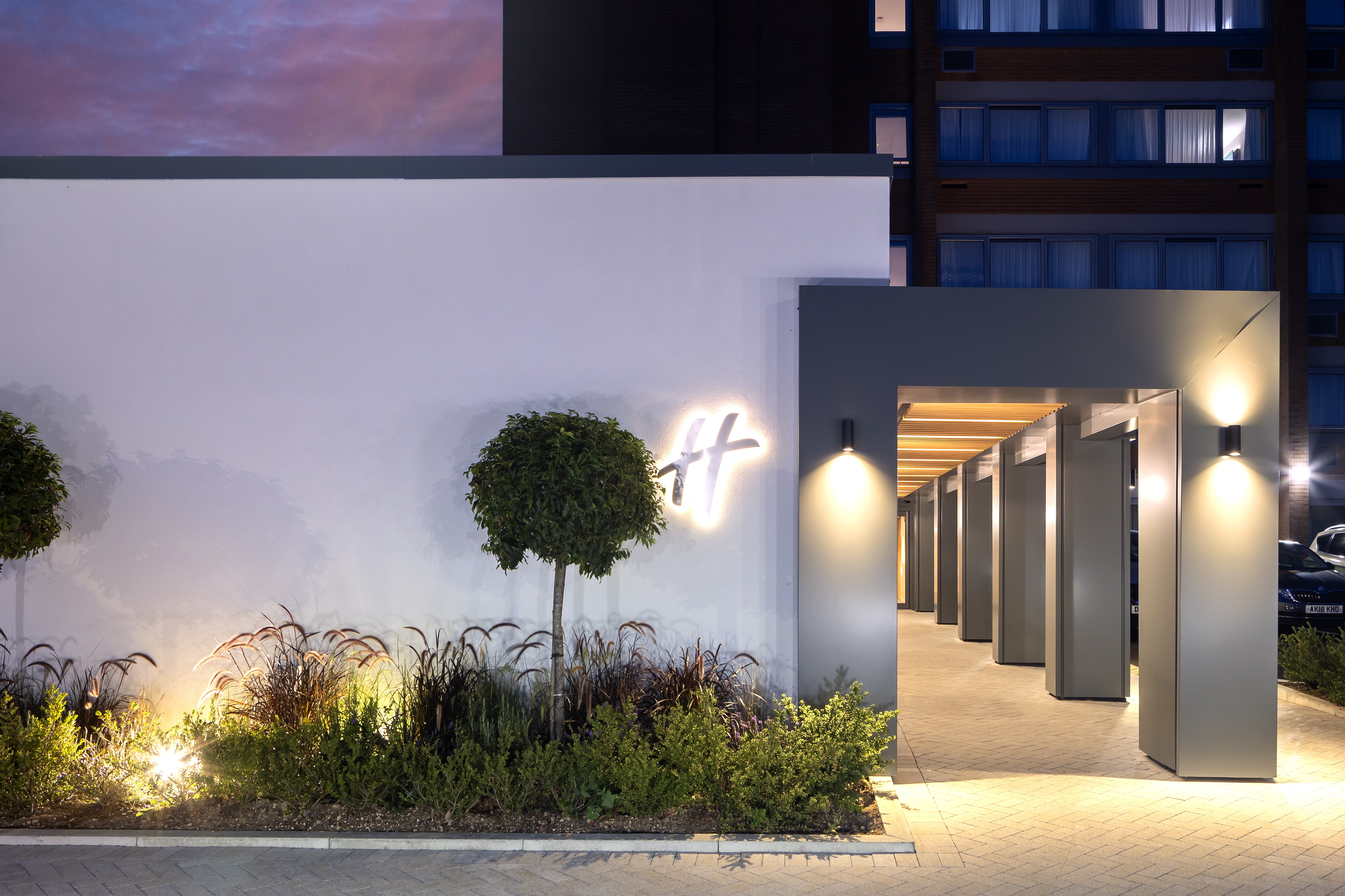 Holiday Inn Gatwick Airport in HORLEY