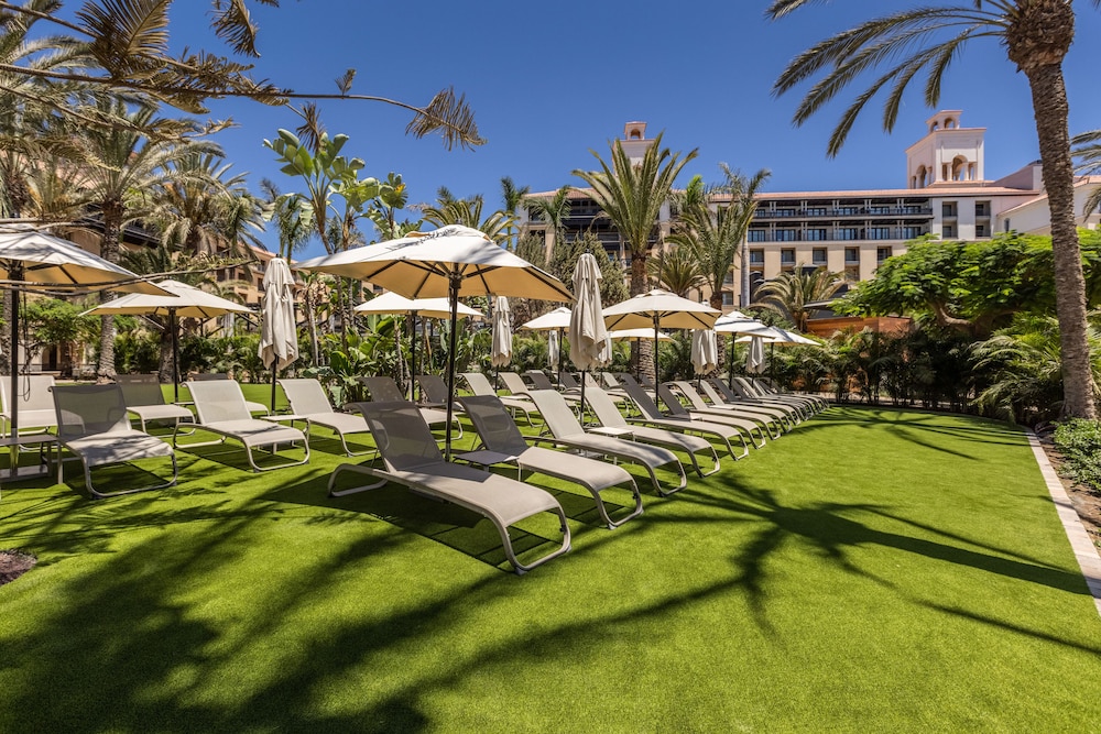 Lopesan Costa Meloneras Resort and Spa 64/70