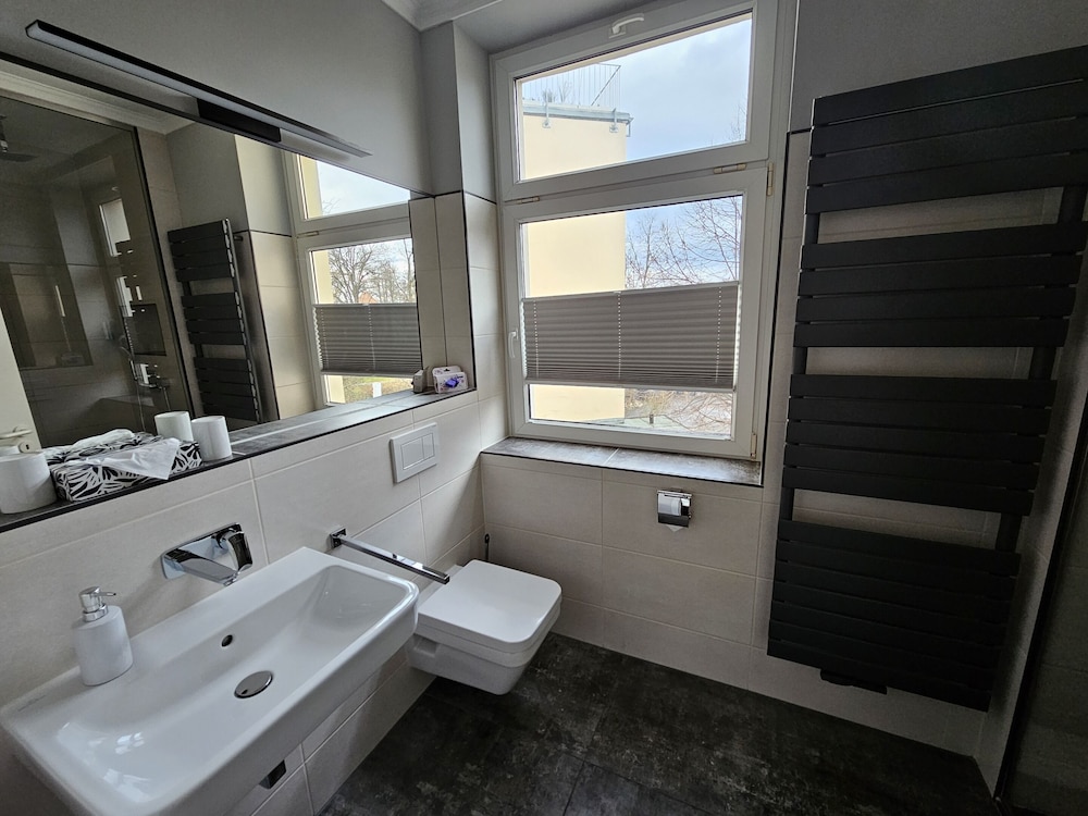Parkhotel Senftenberg 58/60