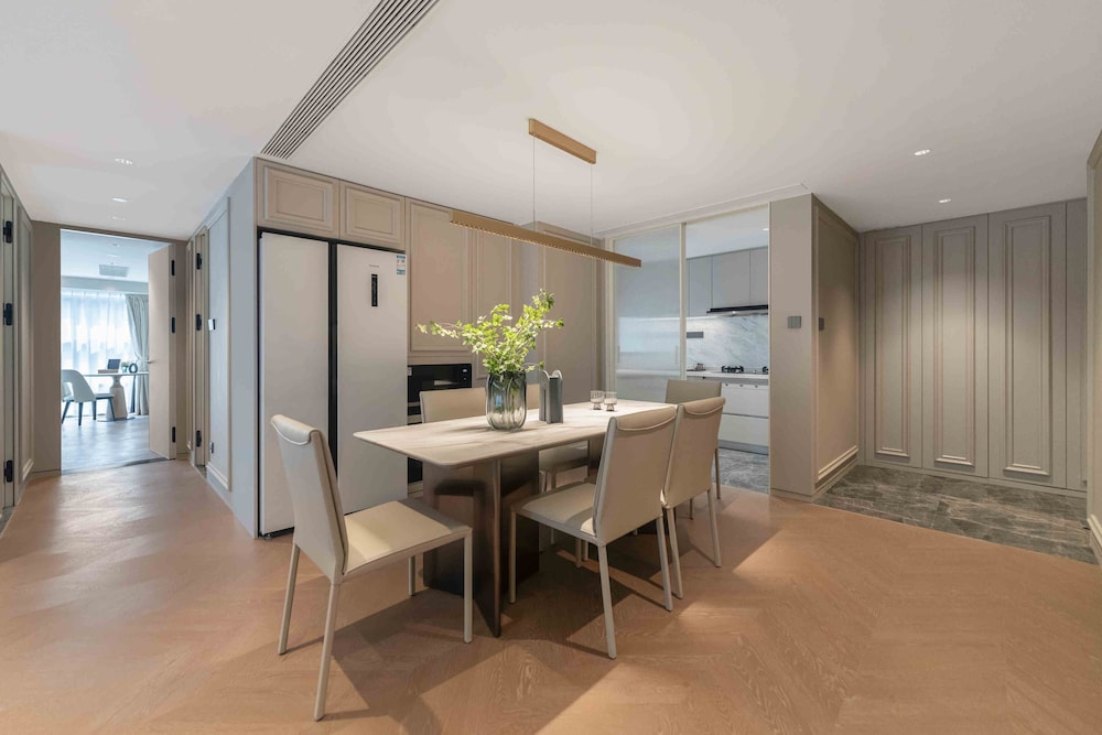 CM Plus Service Apartment Shenzhen Taige 34/48