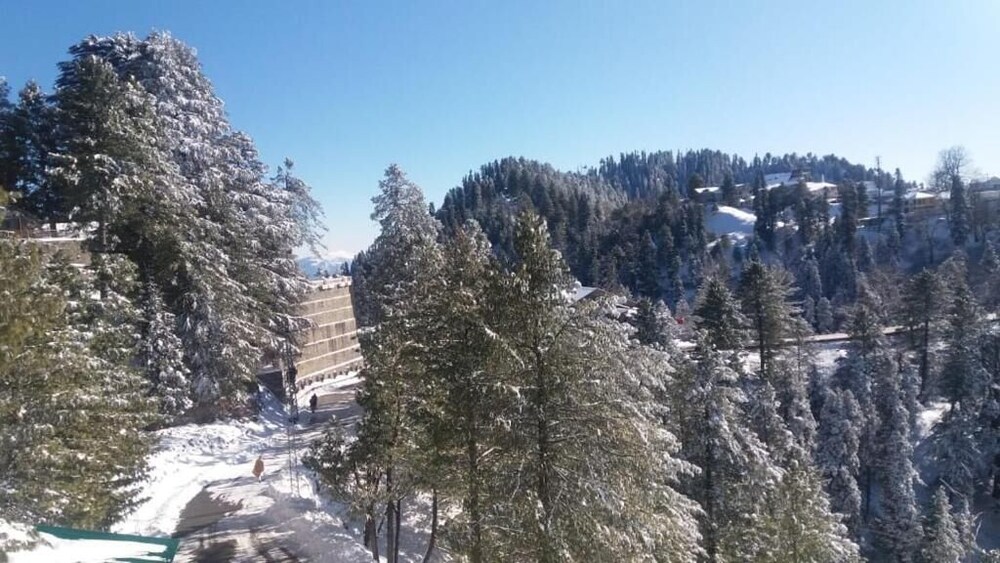 Shangrila Hotel & Resort Changla Gali 57/57