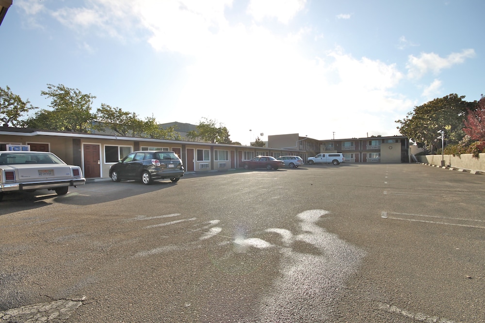 Budget Inn Lompoc 51/60