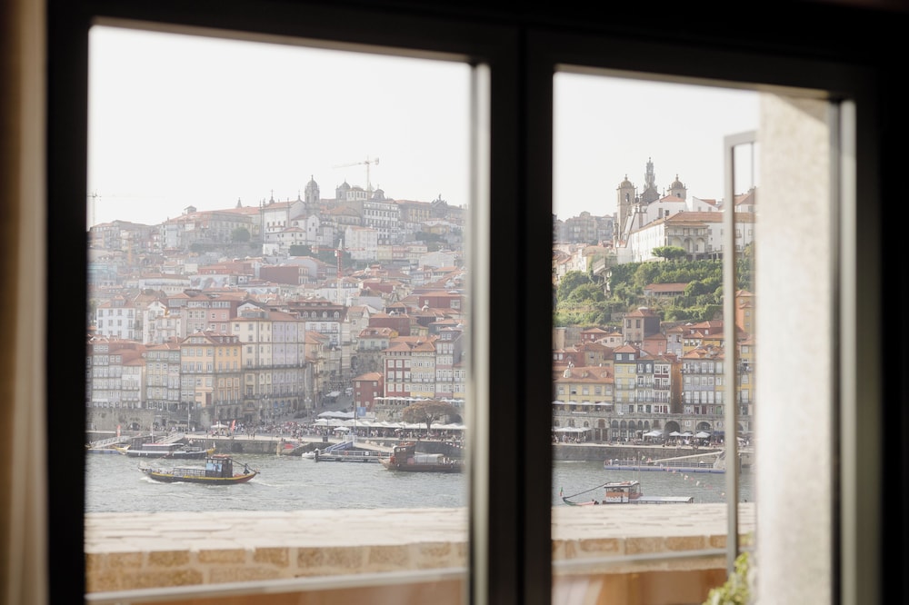 Porto River Soul Hotel 48/58