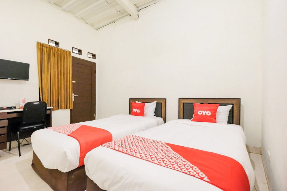 Super OYO Collection O 2383 Andongkoe 64 Salatiga 18/35
