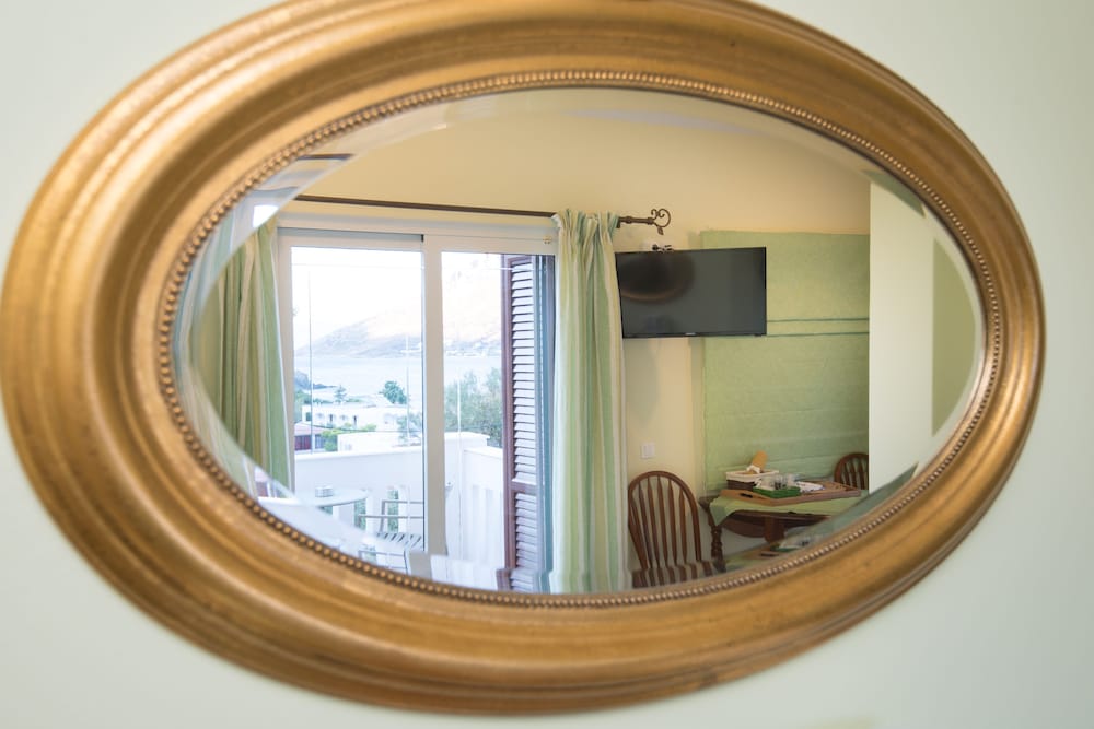 Myrties Boutique Apartments 20/50